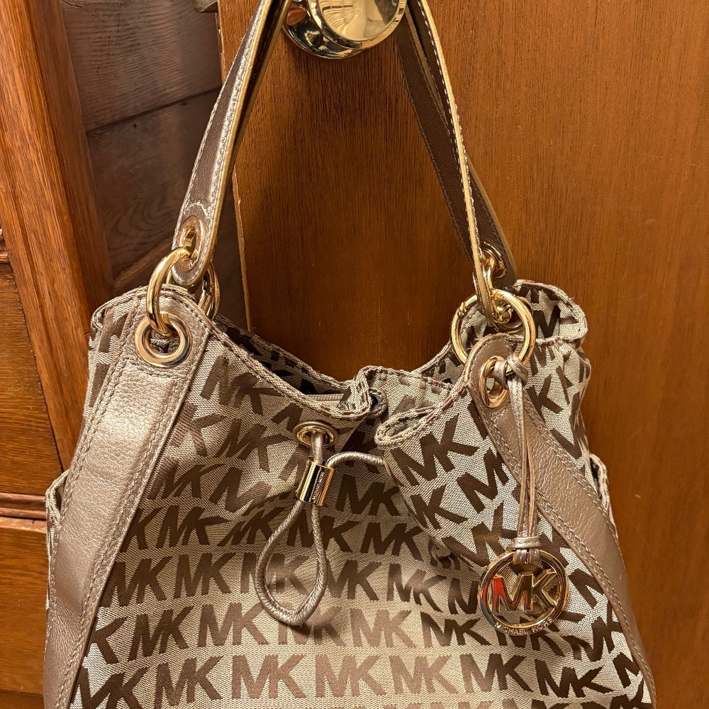 New Michael Kors handbag